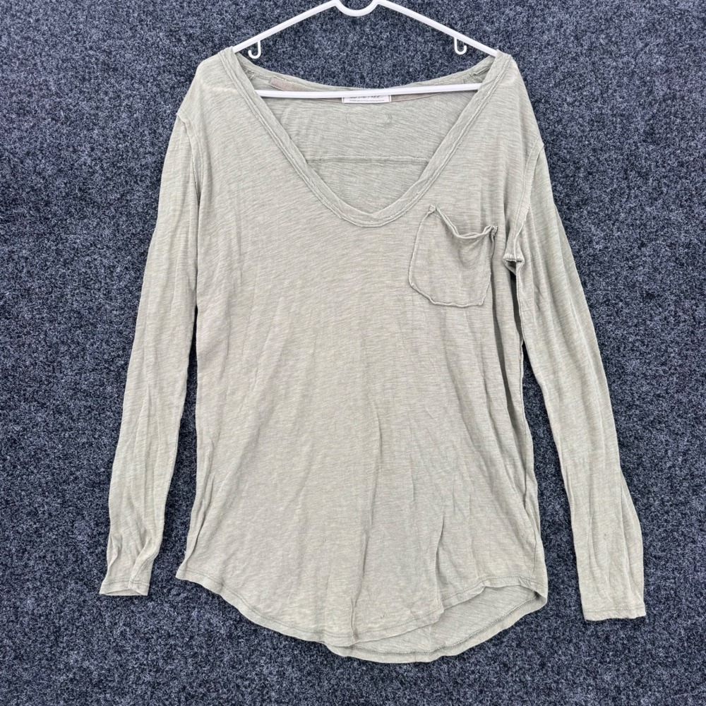 We The Free People Womens Medium Sage Green V-Neck Long Sleeve Pocket Tee Shirt